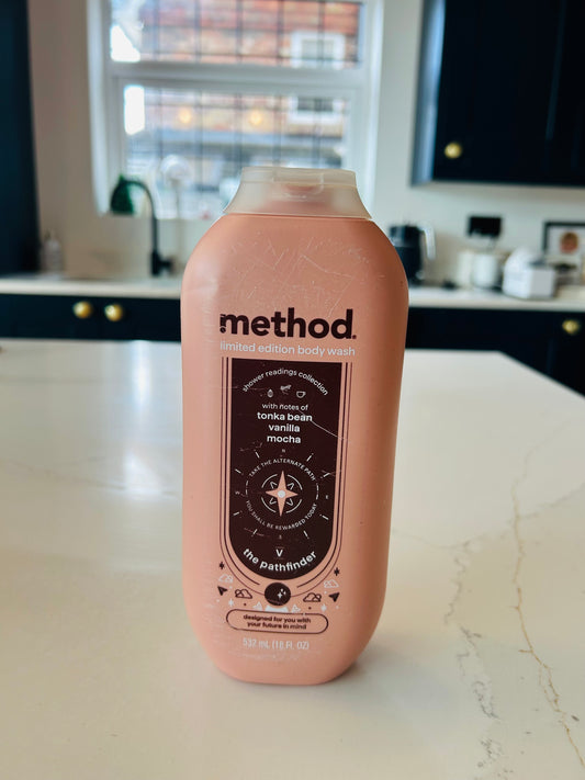 Tonka Bean Vanilla Mocha Bodywash *scratched packaging In Stock Now